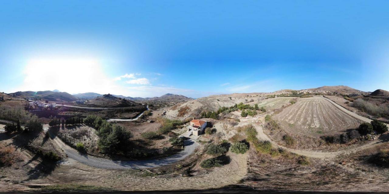Villa Stone House Of Panos Kornos Exterior foto