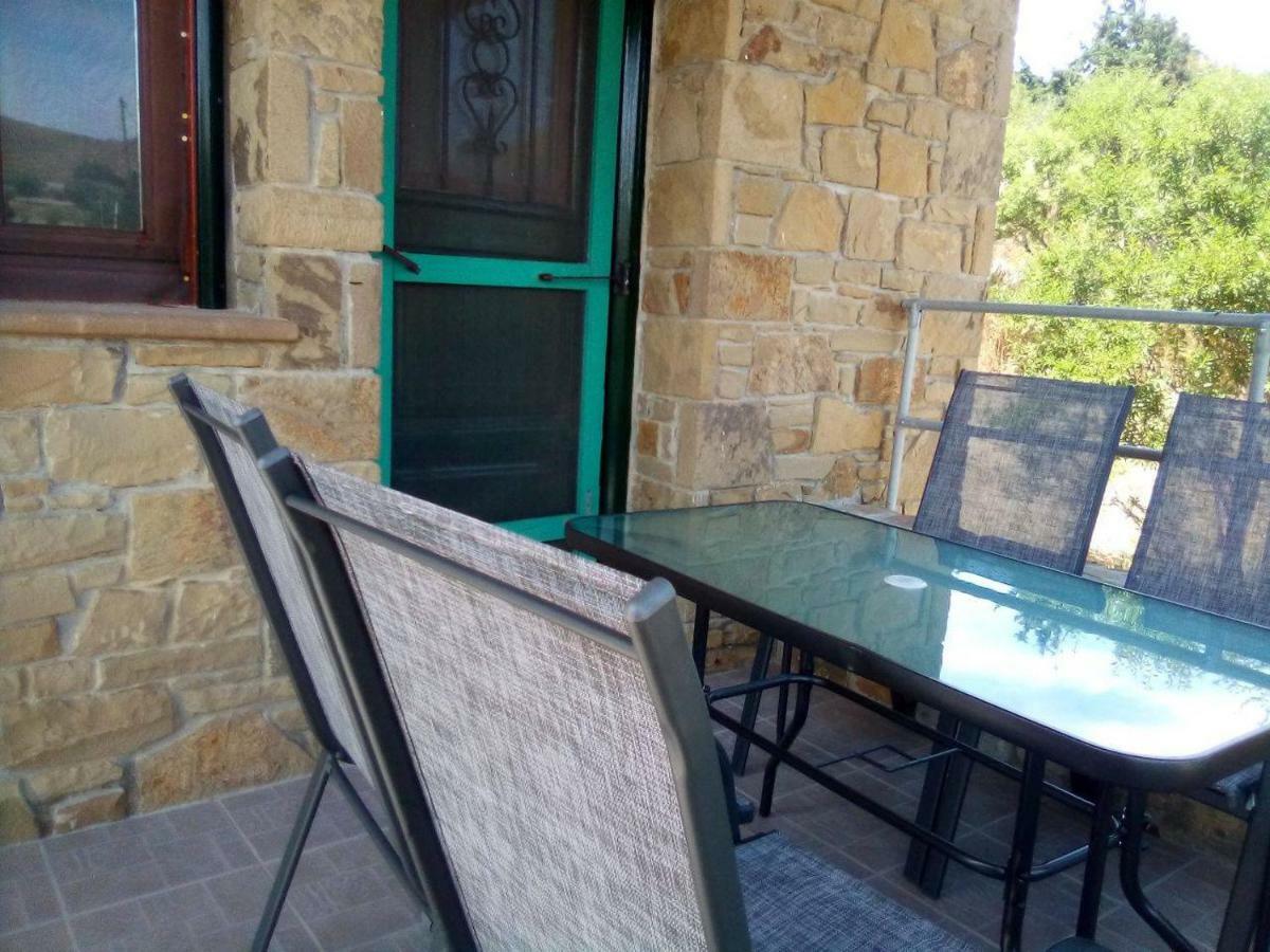 Villa Stone House Of Panos Kornos Exterior foto