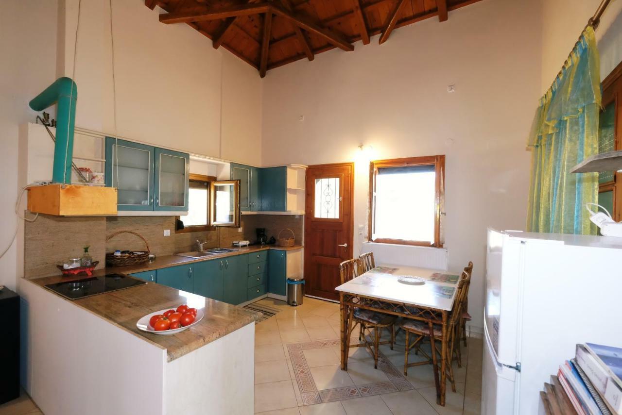 Villa Stone House Of Panos Kornos Exterior foto